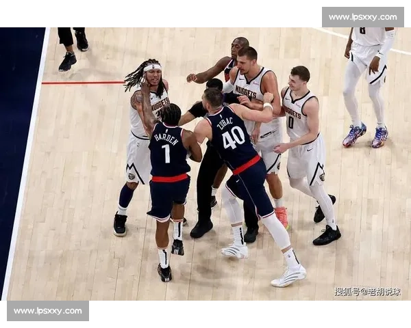 鲍尔默陷欺诈风波,哈登揭幕战暴走!灯泡默契重燃快船